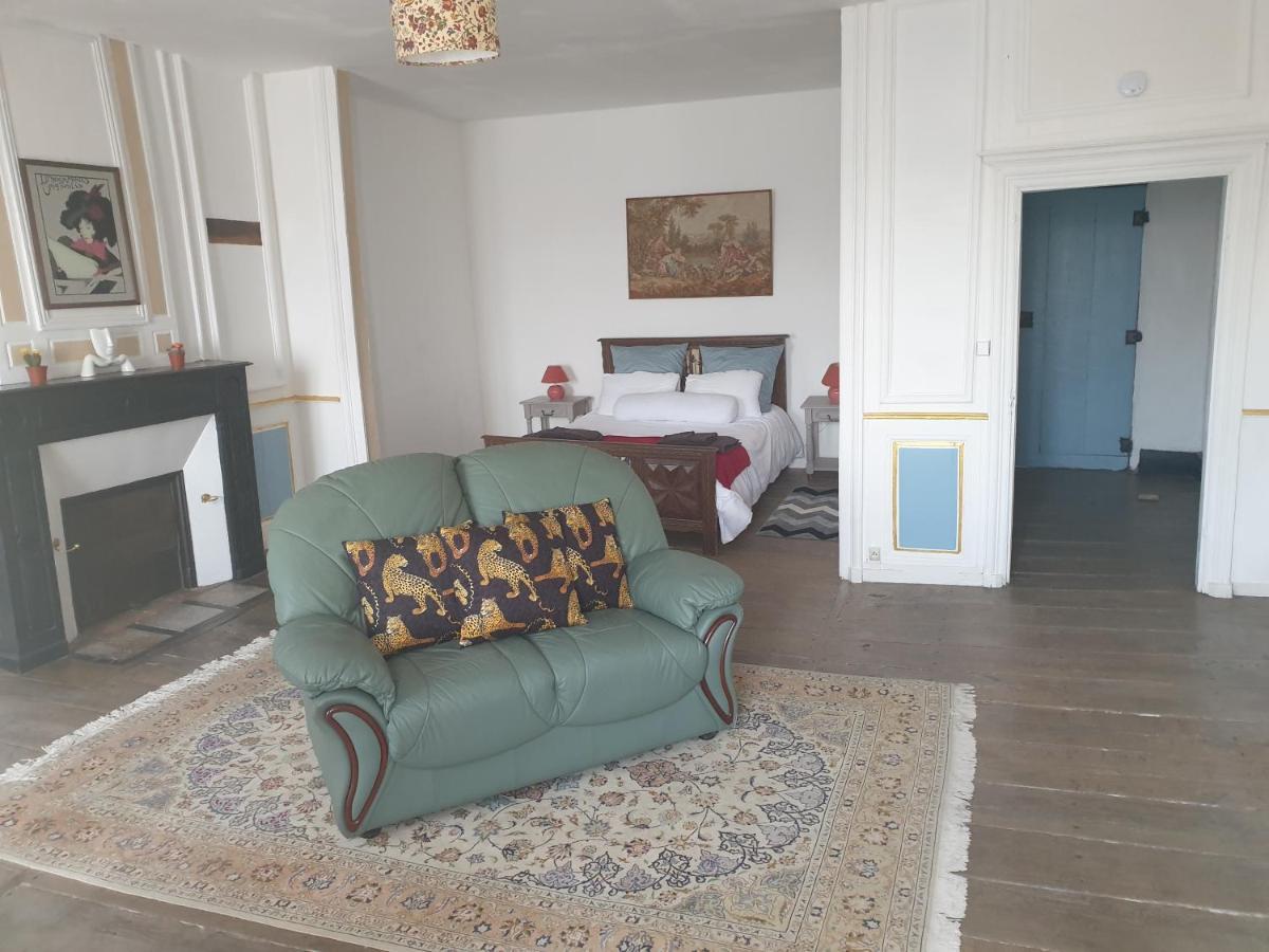 Le Chateau Châteauponsac Eksteriør billede